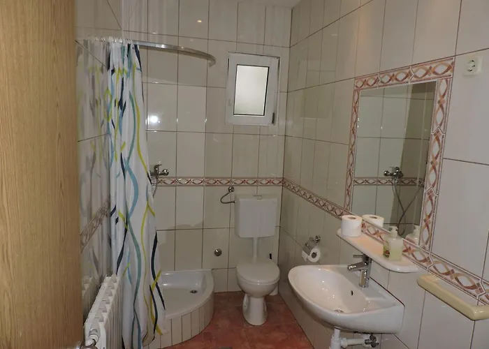 Guest house Lidus 3*