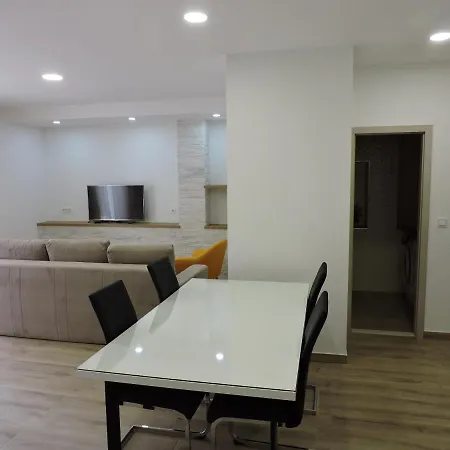 Lidus Guest house