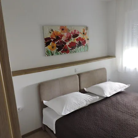 Lidus 3* Makarska
