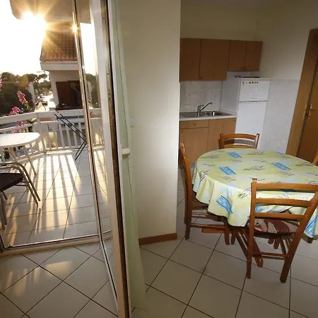 Lidus 3* マカルスカ