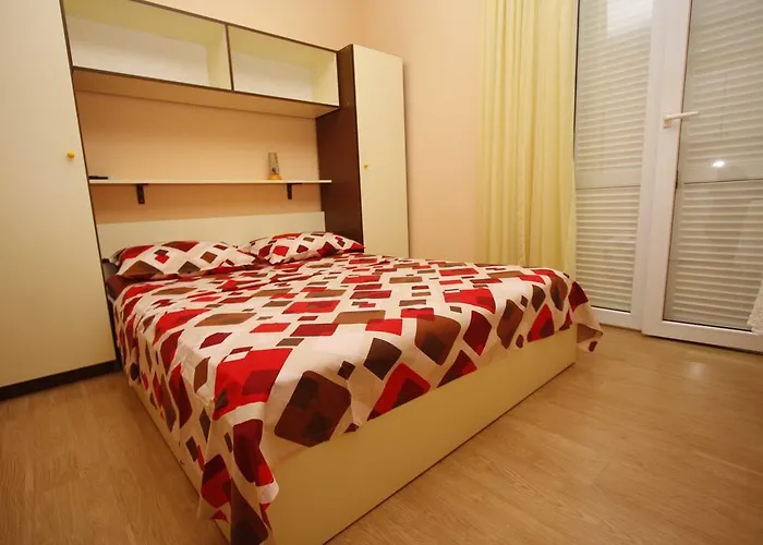 Lidus Πανσιόν