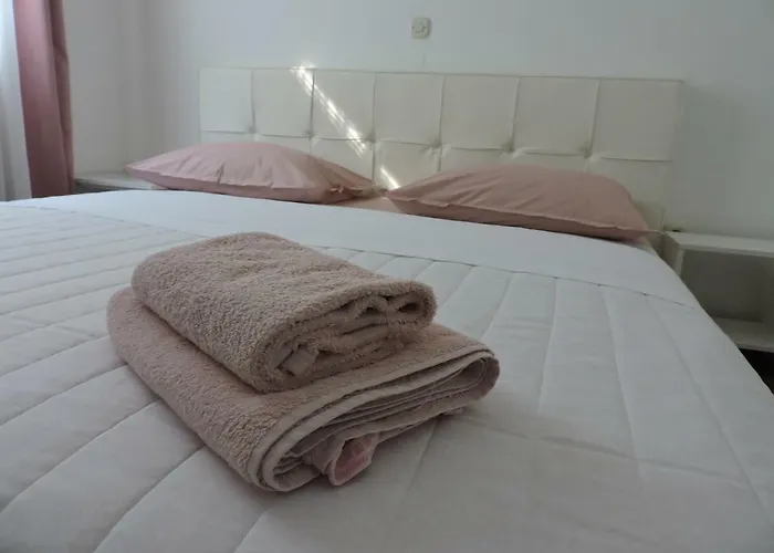 Lidus 3* Μακάρσκα